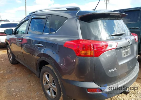 2015 Toyota Rav4 Xle z USA, uszkodzony, nr VIN JTMWFREV9FJ042736